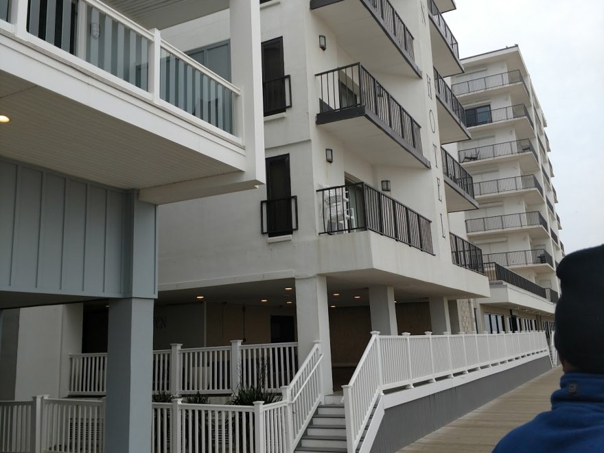 Henlopen Hotel