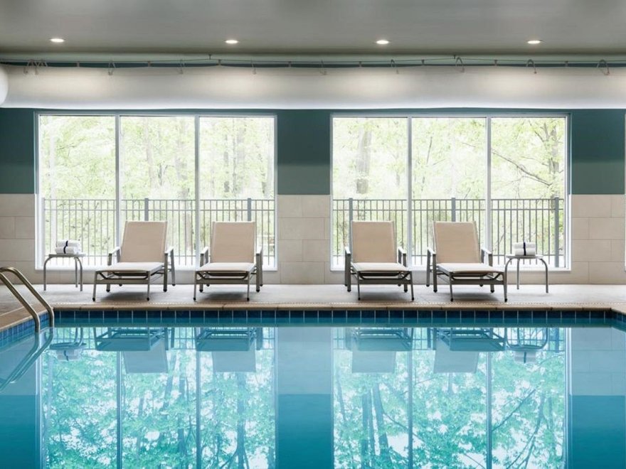 Holiday Inn Express & Suites Rehoboth Beach