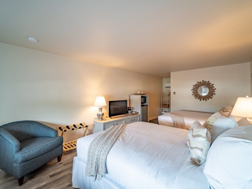Ocean Glass Inn