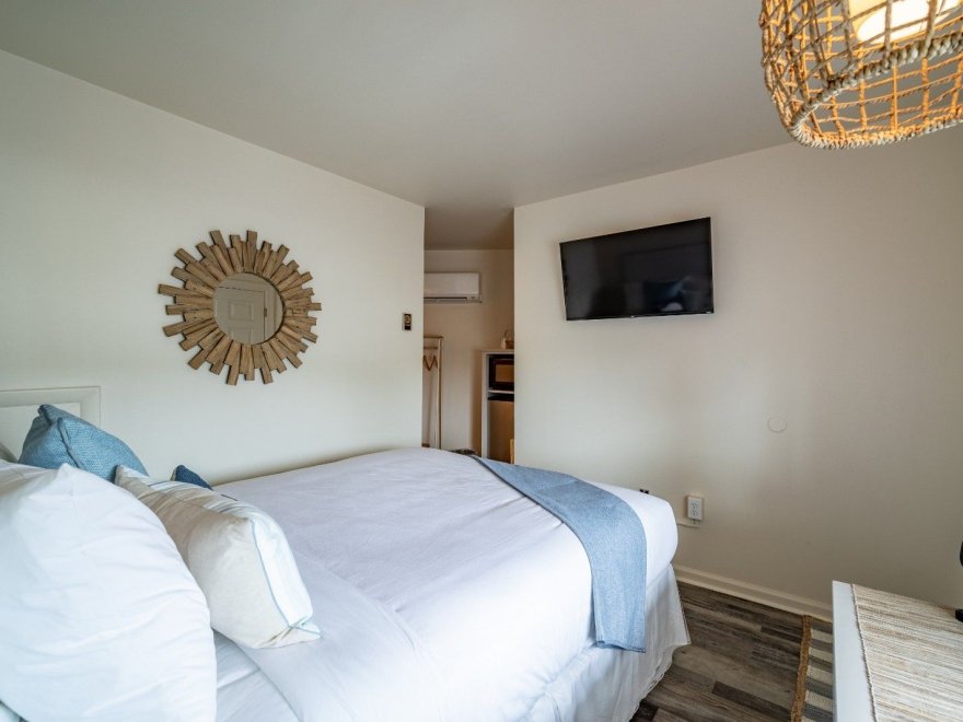 Ocean Glass Inn
